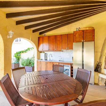 La Favorita Κάλπε